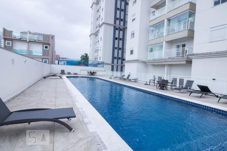 Apartamento à venda com 127m², 3 quartos e 3 vagas Apartamento à venda com 127m², 3 quartos e 3 vagasÁrea comum - Piscina