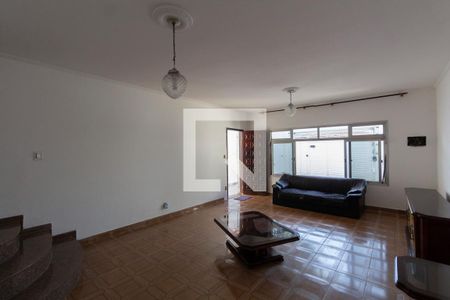 Sala de casa para alugar com 3 quartos, 160m² em Vila Paranaguá, São Paulo