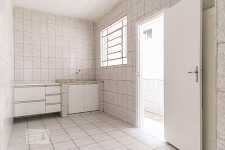Apartamento para alugar com 76m², 2 quartos e sem vaga Apartamento para alugar com 76m², 2 quartos e sem vagaCozinha