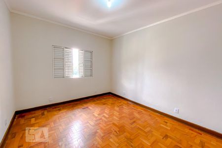 Quarto 1 de casa para alugar com 2 quartos, 80m² em Penha de França, São Paulo