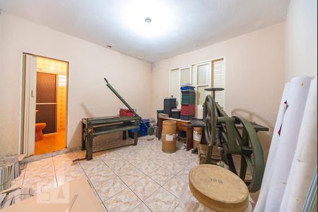 Quarto 1 de casa à venda com 2 quartos, 80m² em Vila Scarpelli, Santo André