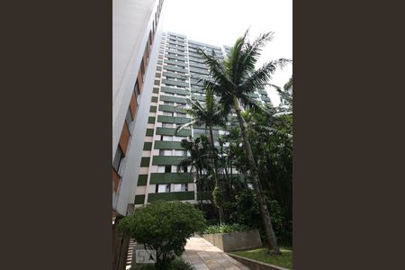 Apartamento à venda com 160m², 4 quartos e 1 vagaFachada