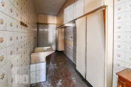 Casa à venda com 250m², 3 quartos e 4 vagasÁrea de Serviço 