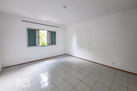 Casa à venda com 250m², 3 quartos e 4 vagasSuíte
