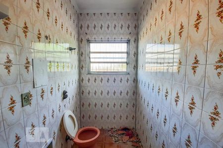 Casa à venda com 250m², 3 quartos e 4 vagasBanheiro 2