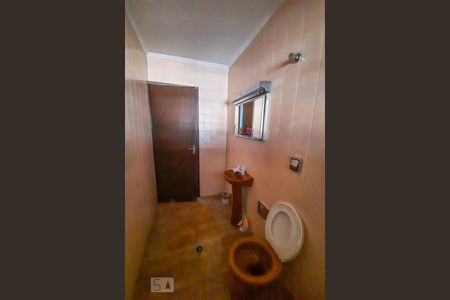 Casa à venda com 250m², 3 quartos e 4 vagasBanheiro 1