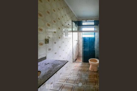 Casa à venda com 250m², 3 quartos e 4 vagasBanheiro da Suíte