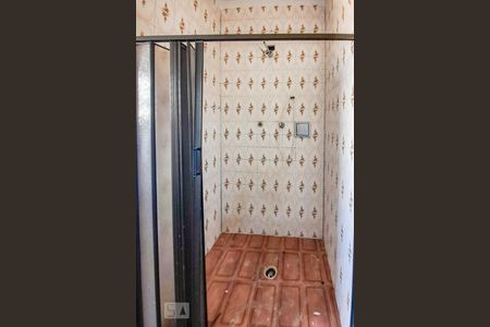 Casa à venda com 250m², 3 quartos e 4 vagasBanheiro 2