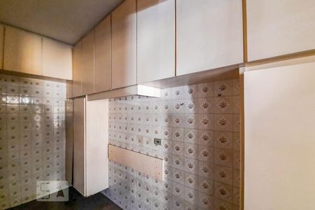 Casa à venda com 250m², 3 quartos e 4 vagasÁrea de Serviço 