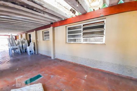Casa à venda com 250m², 3 quartos e 4 vagasVaranda 