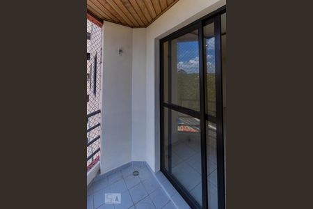 Sacada da Sala de apartamento para alugar com 2 quartos, 50m² em Vila Carmosina, São Paulo