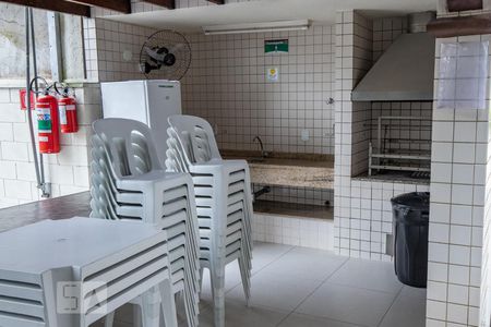 Apartamento para alugar com 48m², 2 quartos e 1 vagaÁrea comum - Churrasqueira