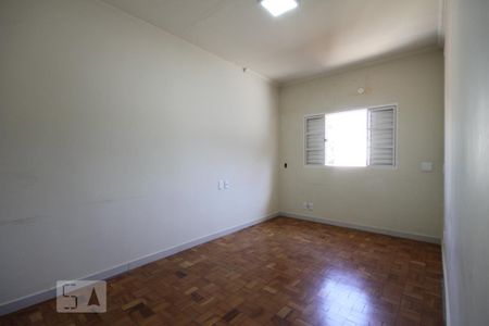 Quarto 1 de casa para alugar com 3 quartos, 130m² em Bosque da Saúde, São Paulo