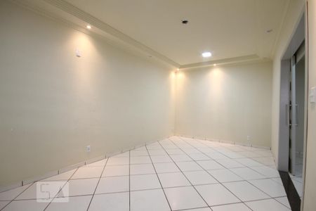 Sala de casa para alugar com 3 quartos, 130m² em Bosque da Saúde, São Paulo