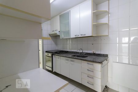 Apartamento à venda com 86m², 3 quartos e 2 vagasCozinha