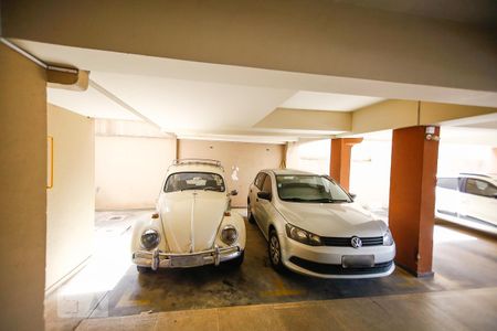 Garagem de apartamento para alugar com 3 quartos, 105m² em Santa Teresa, Belo Horizonte