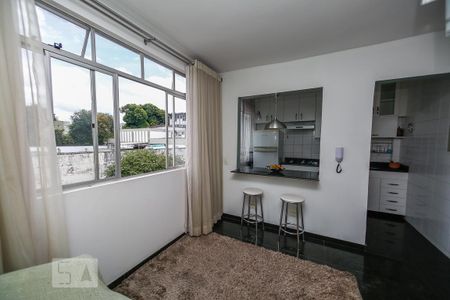Sala de apartamento para alugar com 3 quartos, 105m² em Santa Teresa, Belo Horizonte