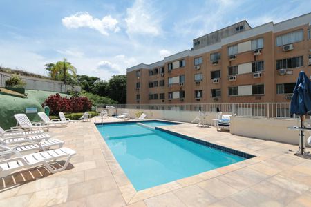 Apartamento para alugar com 72m², 3 quartos e 1 vagaÁrea comum - Piscina