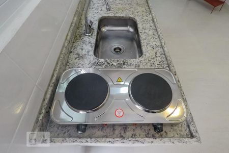 Sala / Cozinha de apartamento para alugar com 1 quarto, 35m² em Vila Dom Pedro I, São Paulo