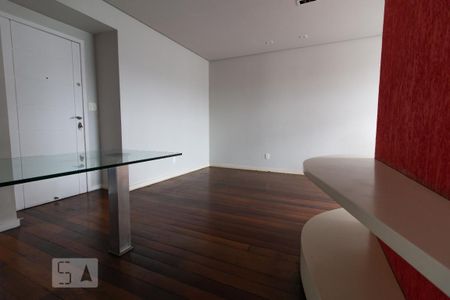 Sala de apartamento para alugar com 2 quartos, 76m² em Cachoeirinha, Belo Horizonte