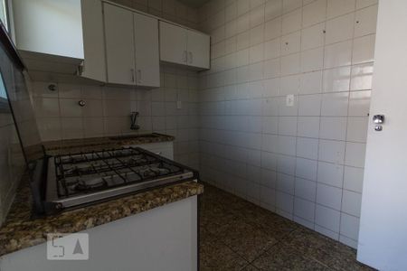 Apartamento para alugar com 76m², 2 quartos e 1 vagaCozinha