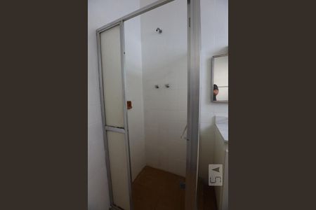 Apartamento à venda com 90m², 3 quartos e sem vagaBanheiro Social