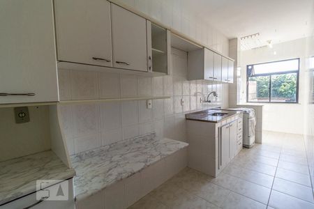 Apartamento à venda com 66m², 2 quartos e 1 vaga Apartamento à venda com 66m², 2 quartos e 1 vagaCozinha e Área de Serviço