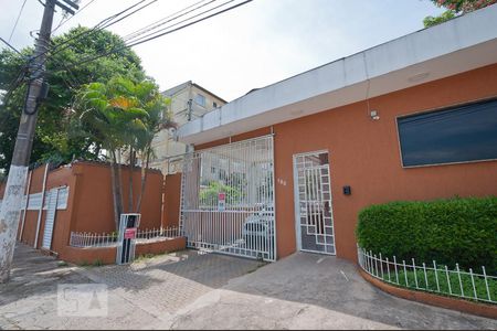 Apartamento para alugar com 50m², 2 quartos e sem vaga Apartamento para alugar com 50m², 2 quartos e sem vagaFachada