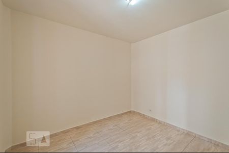 Quarto 1 de apartamento para alugar com 2 quartos, 50m² em Vila Sílvia, São Paulo