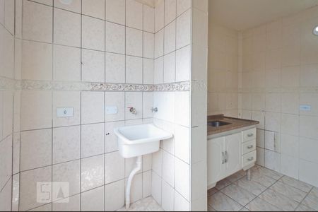 Apartamento para alugar com 50m², 2 quartos e sem vaga Apartamento para alugar com 50m², 2 quartos e sem vagaCozinha e Área de Serviço