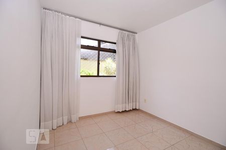 Quarto 2 de apartamento à venda com 4 quartos, 140m² em Itapoã, Belo Horizonte
