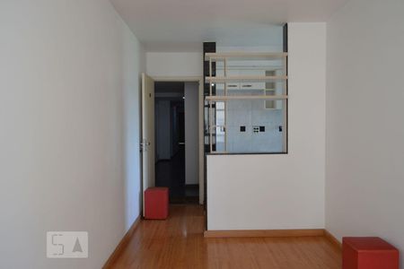 Apartamento para alugar com 48m², 2 quartos e 1 vagaSala