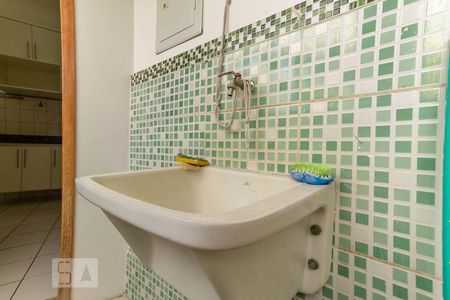 Casa à venda com 150m², 3 quartos e 2 vagas Casa à venda com 150m², 3 quartos e 2 vagasÁrea de Serviço