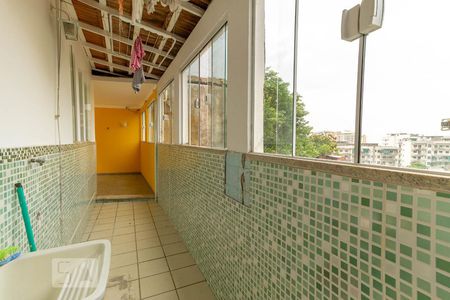 Casa à venda com 150m², 3 quartos e 2 vagas Casa à venda com 150m², 3 quartos e 2 vagasÁrea de Serviço