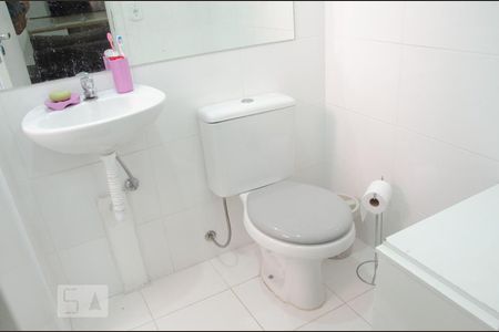 Apartamento à venda com 34m², 1 quarto e sem vagaBanheiro