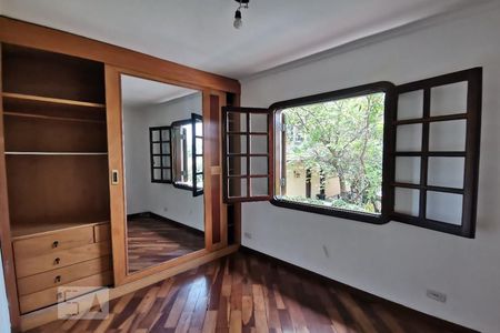 Casa à venda com 149m², 3 quartos e 2 vagasQuarto