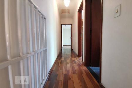 Casa à venda com 149m², 3 quartos e 2 vagasCorredor