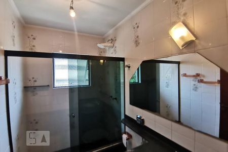 Casa à venda com 149m², 3 quartos e 2 vagasBanheiro