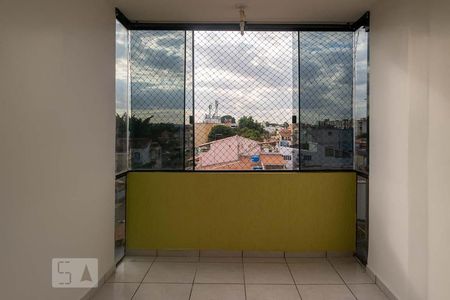 Sala de apartamento para alugar com 3 quartos, 49m² em Guará I, Brasília