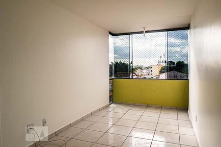 Sala de apartamento para alugar com 3 quartos, 49m² em Guará I, Brasília
