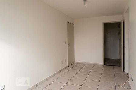 Sala de apartamento para alugar com 3 quartos, 49m² em Guará I, Brasília