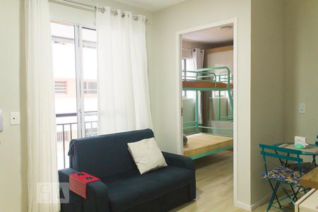 Sala de kitnet/studio para alugar com 1 quarto, 28m² em Sé, São Paulo