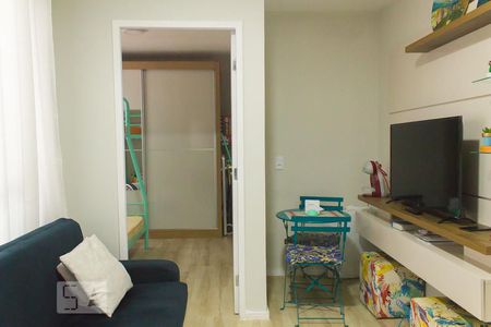 Sala de kitnet/studio para alugar com 1 quarto, 28m² em Sé, São Paulo