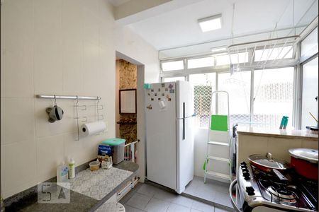 Apartamento à venda com 54m², 1 quarto e sem vaga Apartamento à venda com 54m², 1 quarto e sem vagaCozinha