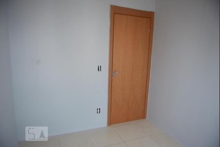 Quarto de apartamento à venda com 2 quartos, 44m² em Olaria, Canoas
