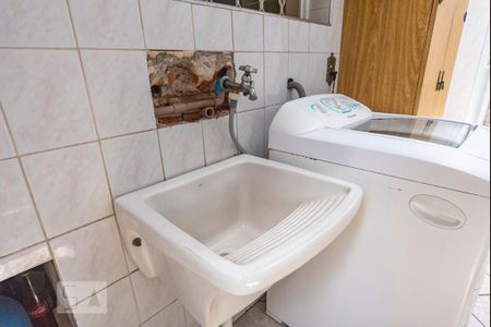 Casa à venda com 150m², 2 quartos e 2 vagasTanque