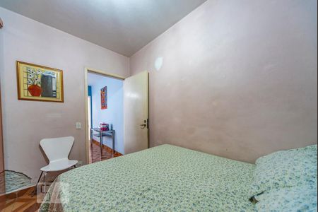 Quarto 1 de casa para alugar com 2 quartos, 150m² em Jardim Santo Alberto, Santo André