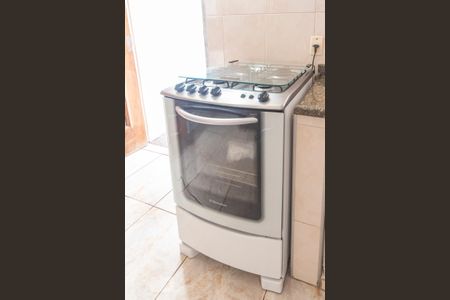 Casa à venda com 150m², 2 quartos e 2 vagasFogão