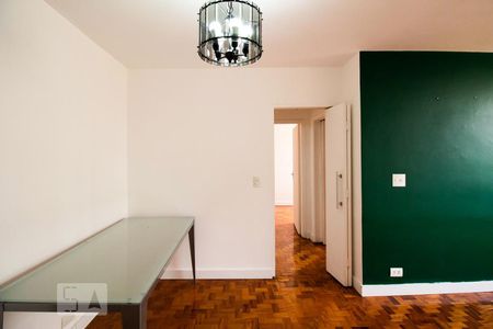 Sala de apartamento para alugar com 3 quartos, 88m² em Liberdade, São Paulo