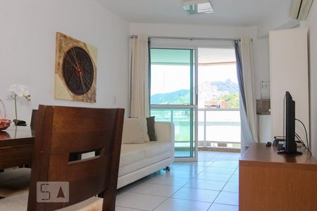 Sala de apartamento à venda com 1 quarto, 44m² em Recreio dos Bandeirantes, Rio de Janeiro